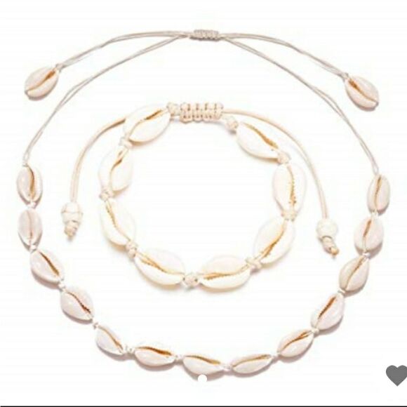 Shell Necklace   - Picture 1 of 8